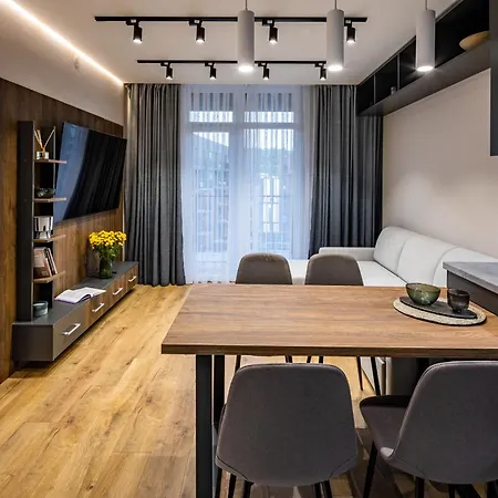 Avalon Premium Two Bedrooms Apartment Lviv Exterior photo