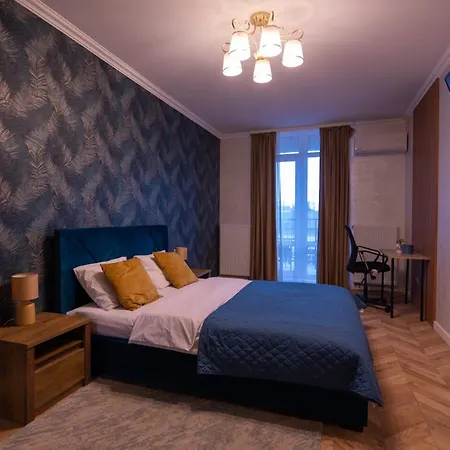 Avalon Premium Two Bedrooms Apartment Lviv Exterior photo