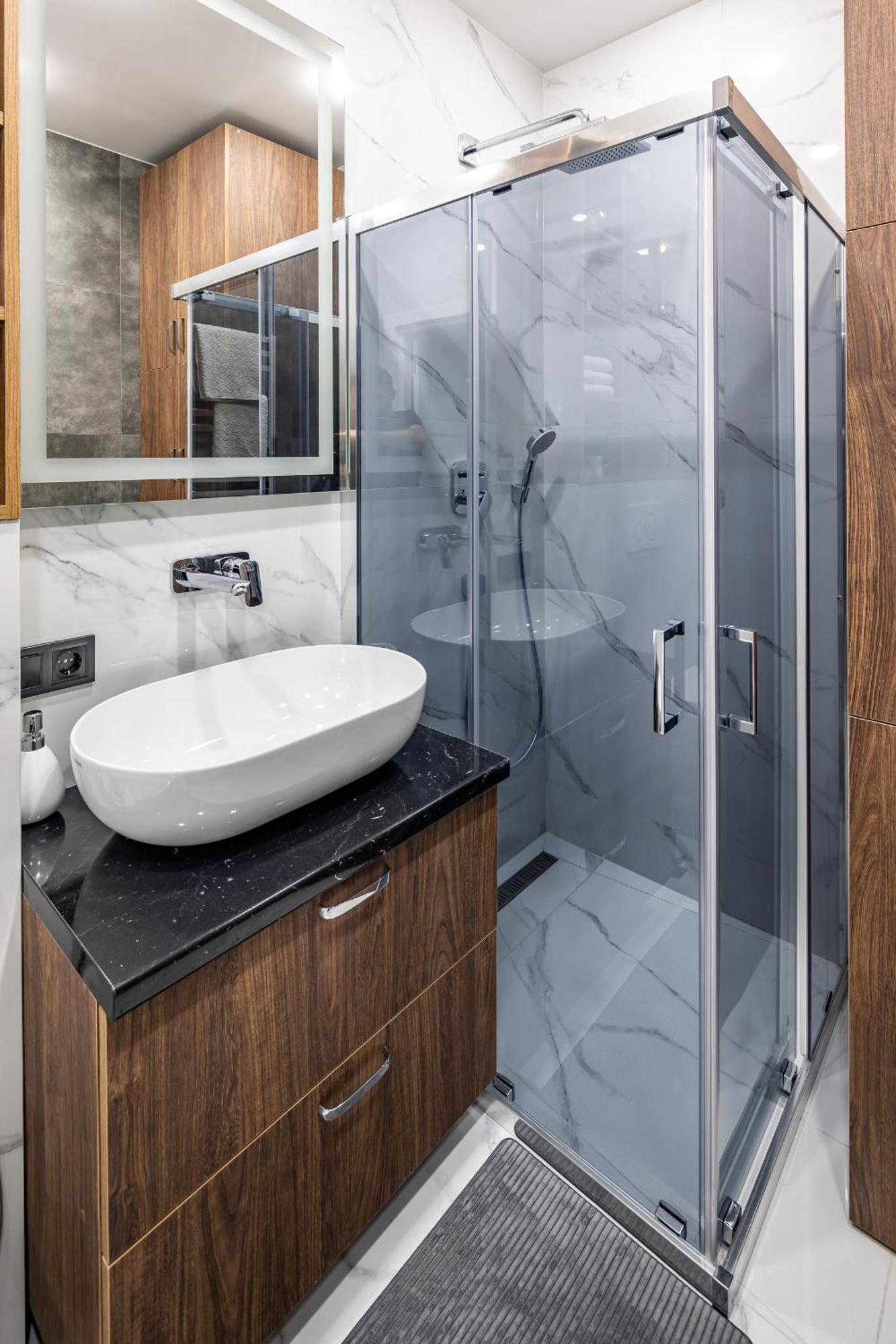 Avalon Premium Two Bedrooms Apartment